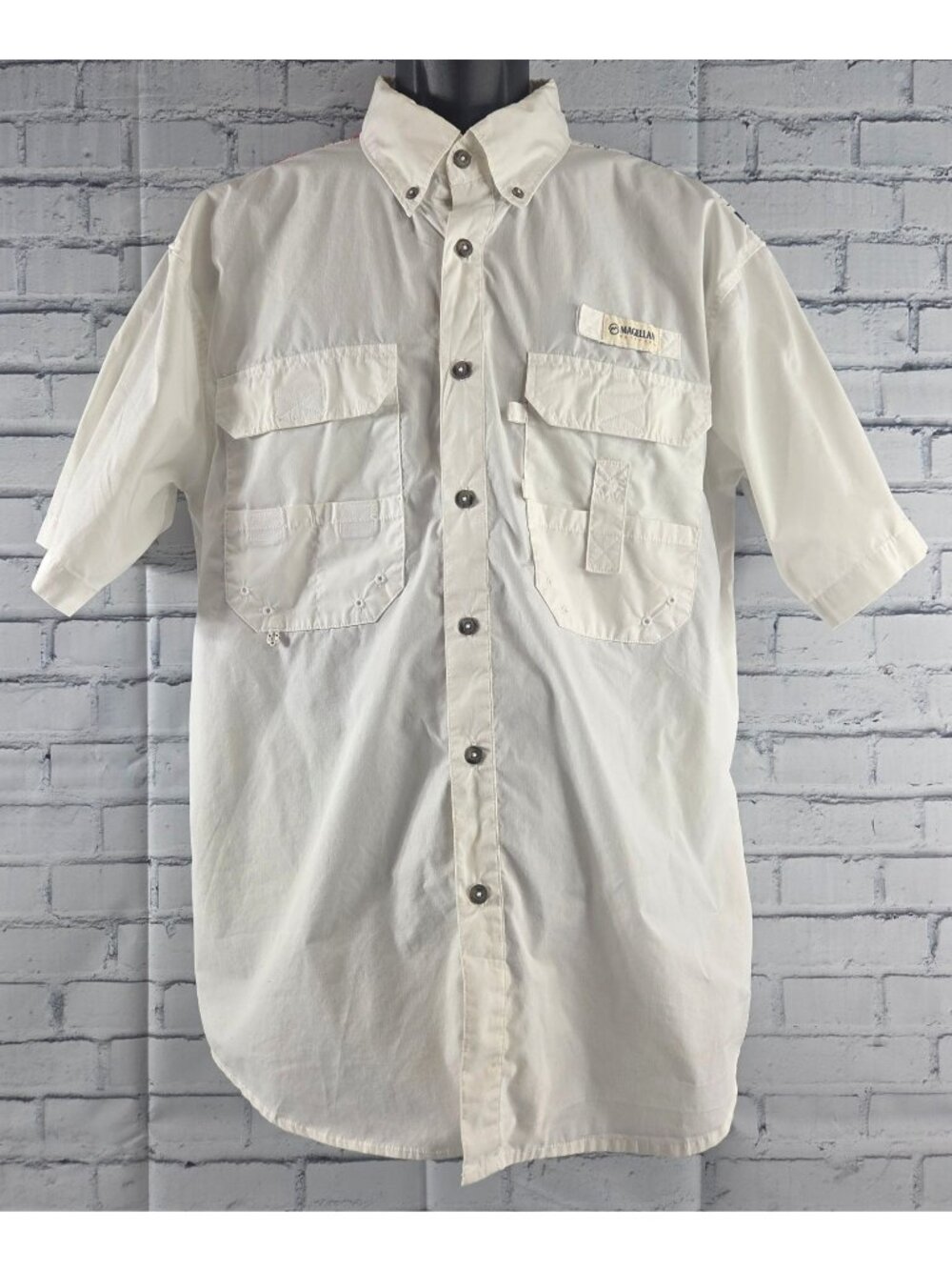 Magellan Outdoors Mens American Flag Fishing Shirt Medium White Relaxed Fit